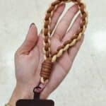 Colgador MARRÓN CORTO