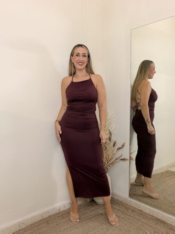 Vestido ESPALDA VINO