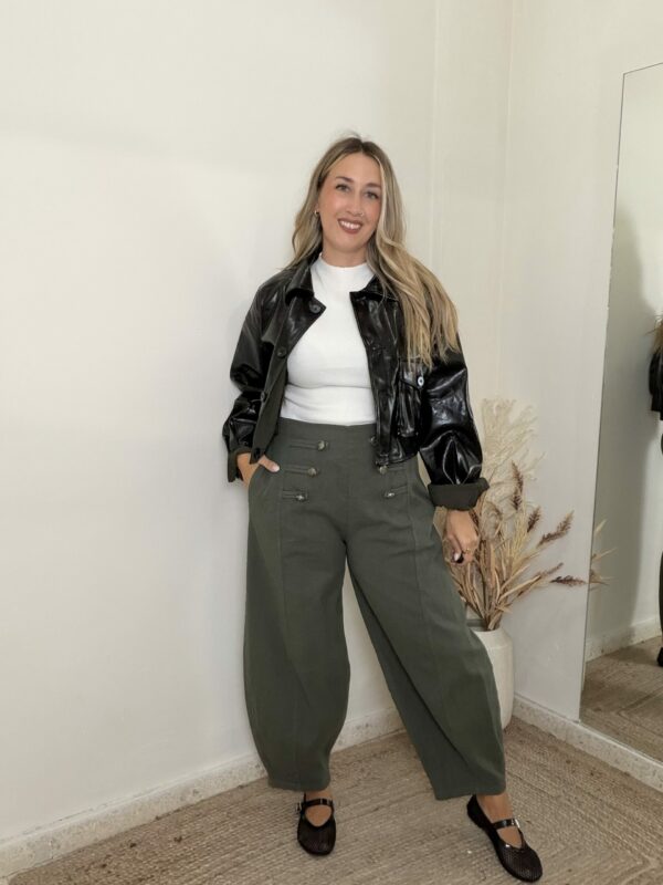 Pantalón BOTONES