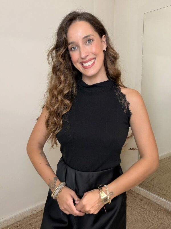 Camiseta ENCAJES NEGRA