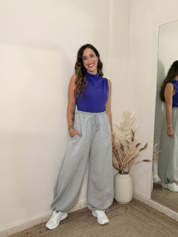 Pantalón ZARA GRIS